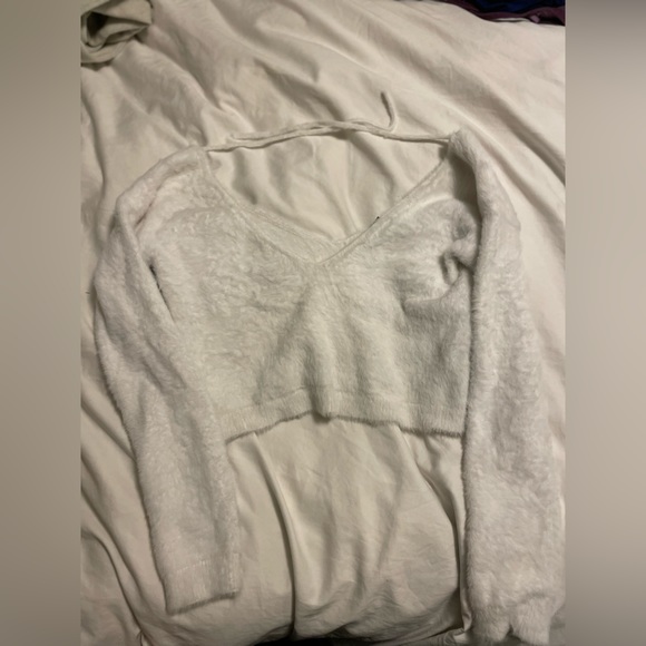 Black and white sweater set - 1) black cropped cable knit 2) white cropped fuzzy - Picture 3 of 3